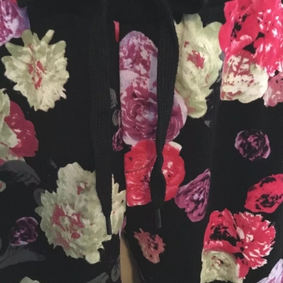 Floral Joggers(A4969) - Picture 2 of 4